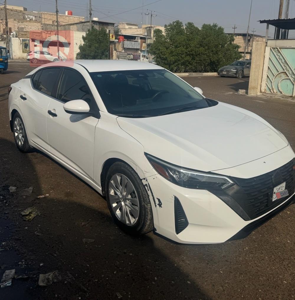 نيسان سنترا